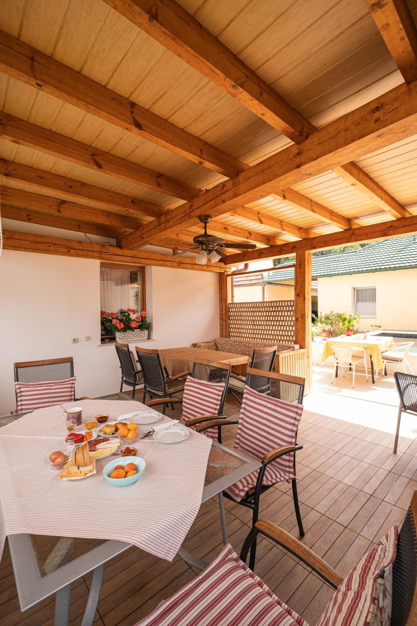 Guesthouse Rose Sarajevo Luaran gambar