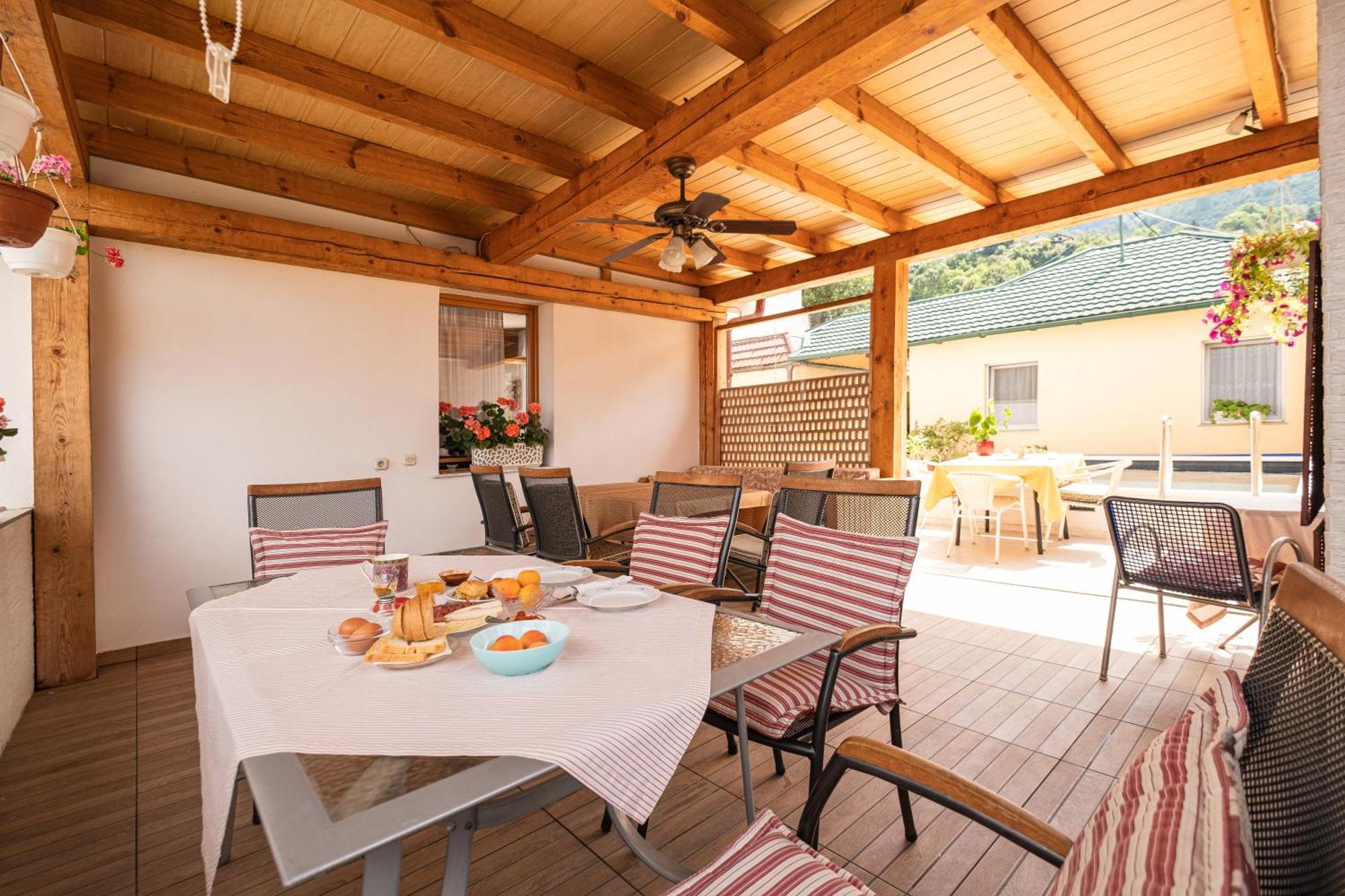 Guesthouse Rose Sarajevo Luaran gambar